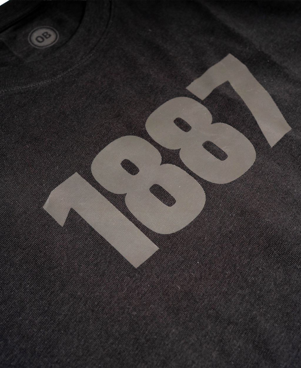 1887 Oversized Tee – Sort