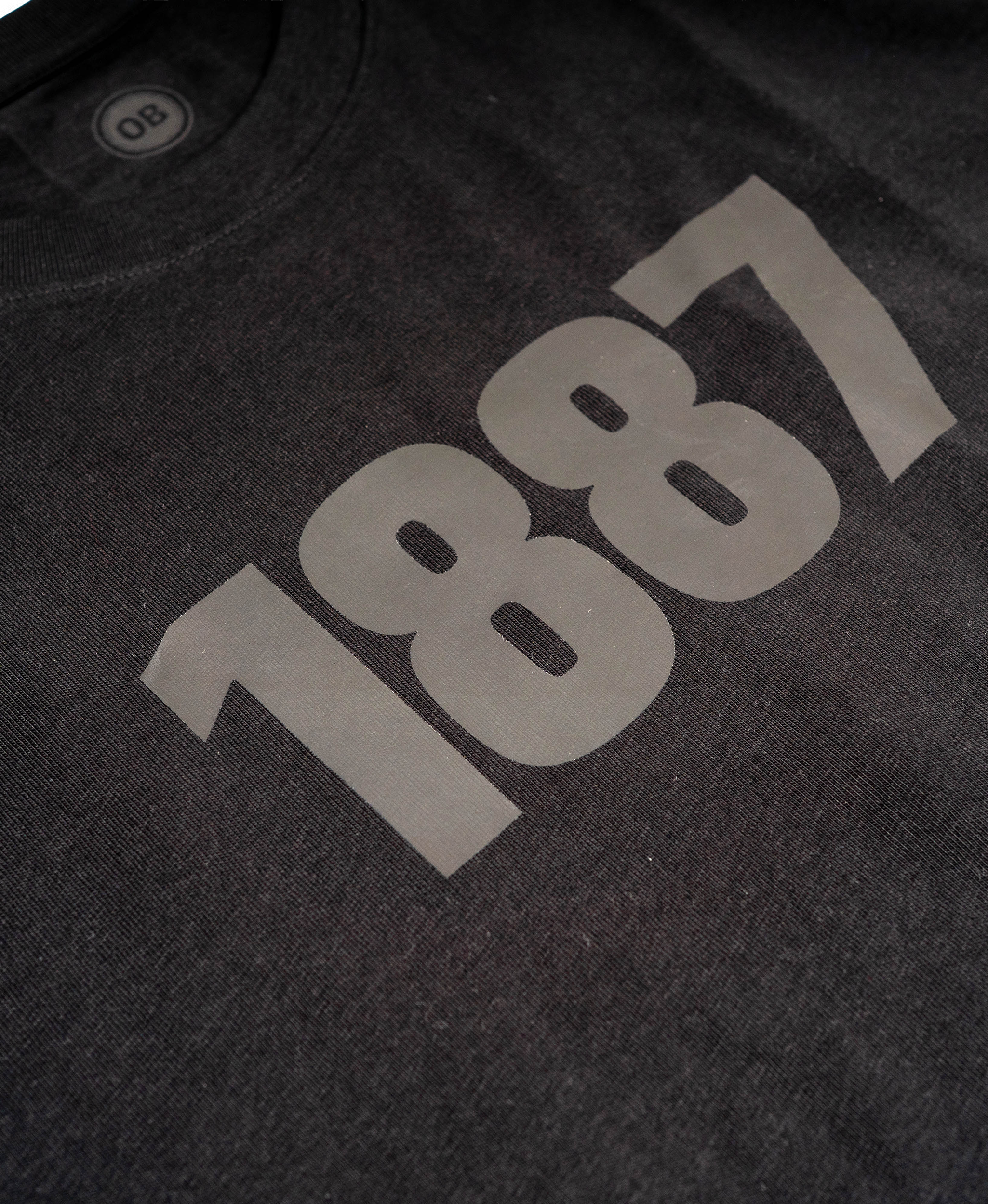 1887 Oversized Tee – Sort